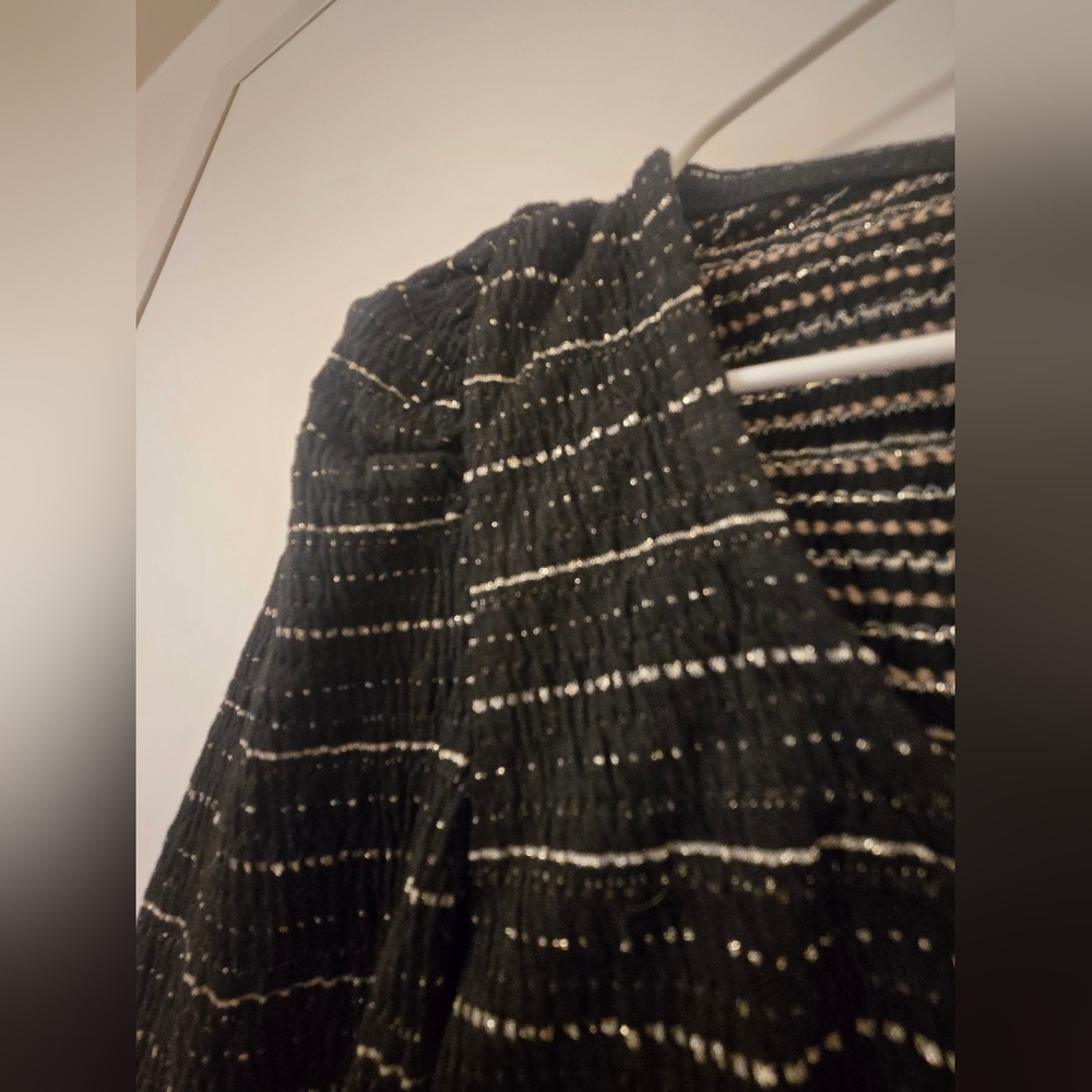 NWT LOFT Black and‎ Gold Striped Top - Picture 7 of 8